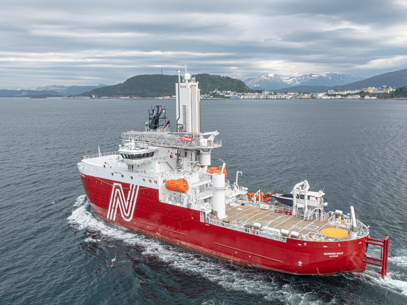 photo of Norwind Gale, a vessel that is equipped with highly specialized single-point davit systems